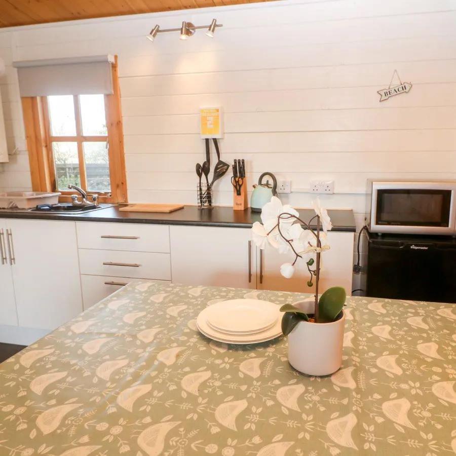 סנט אוסטל Trevenna Cabin מראה חיצוני תמונה
